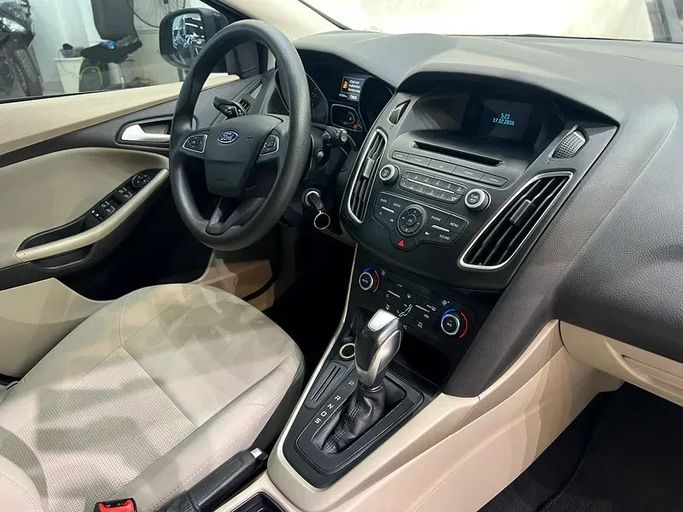 Подержанный Ford Focus III Рестайлинг, 1.5 л, 2017 в Шардже от Ryno Cars Черный цвет. GCC | AUTO.AE