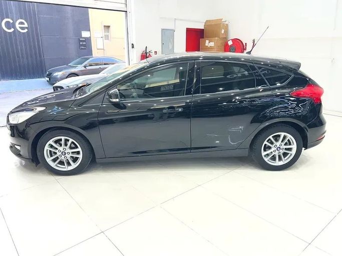 Подержанный Ford Focus III Рестайлинг, 1.5 л, 2017 в Шардже от Ryno Cars Черный цвет. GCC | AUTO.AE