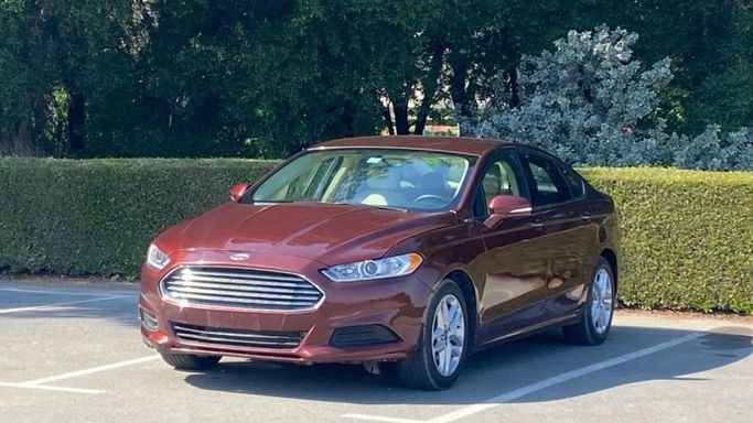 Подержанный Ford Fusion (North America) II, 2.0 л, 2016 в Шардже от Halla Cars Красный цвет. Американская | AUTO.AE