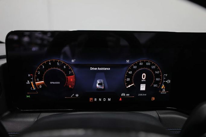 Подержанный Ford Mustang Dark Horse VII, 5.0 л, 2024 в Шардже от Al Qassem Cars Trading Голубой цвет. Американская | AUTO.AE