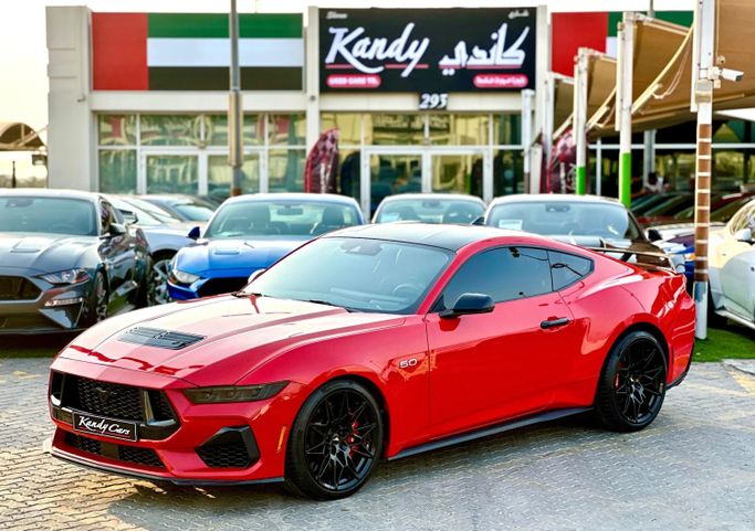 Подержанный Ford Mustang GT Performance VII, 5.0 л, 2024 в Шардже от Kandy Cars Красный цвет. Other | AUTO.AE