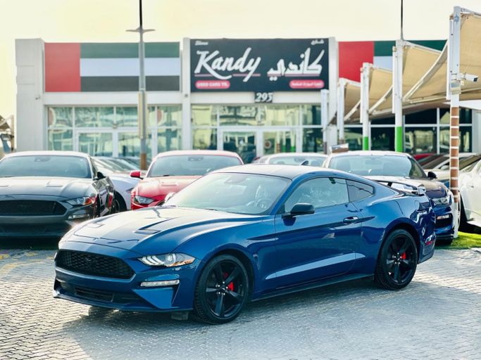 Подержанный Ford Mustang VI Рестайлинг, 2.3 л, 2023 в Шардже от Kandy Cars Синий цвет. Американская | AUTO.AE