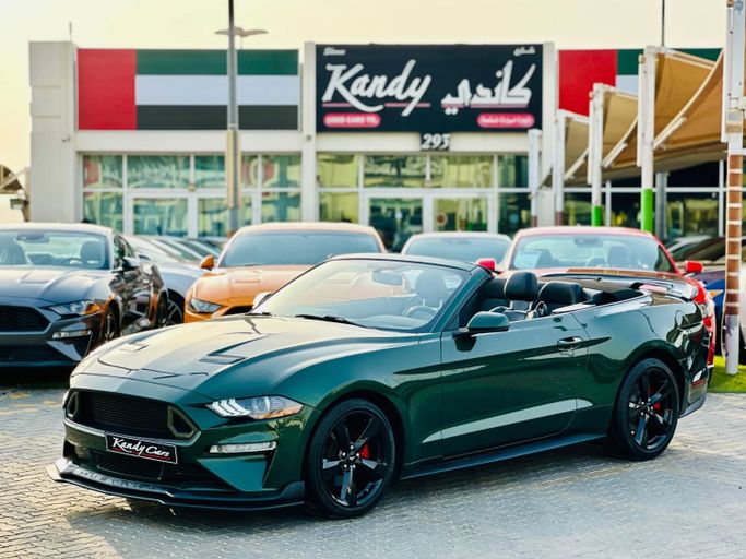 Подержанный Ford Mustang VI Рестайлинг, 2.3 л, 2020 в Шардже от Kandy Cars Зеленый цвет. Американская | AUTO.AE