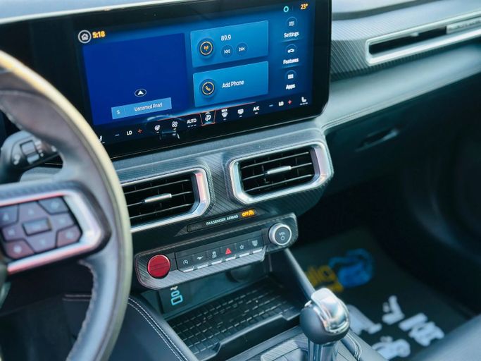 Подержанный Ford Mustang VII, 2.3 л, 2024 в Шардже от Kandy Cars Черный цвет. Американская | AUTO.AE