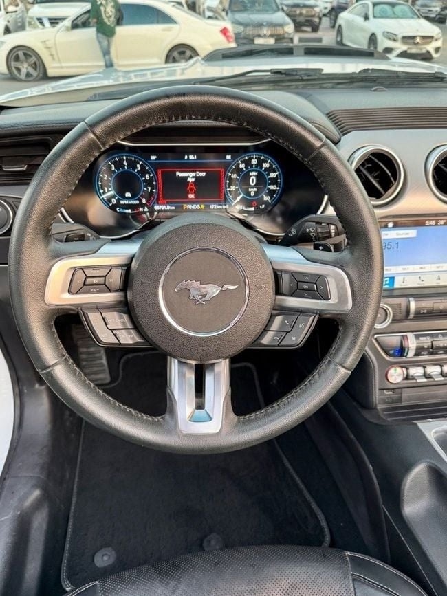 Used Ford Mustang VI Facelift, 5.0 l, 2019 in Sharjah by Titanium Used Cars, White color. American Specs | AUTO.AE