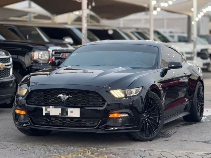 Подержанный Ford Mustang VI, 2.3 л, 2017 в Шардже от Al Suraj Al Muneer Used Cars Черный цвет. GCC | AUTO.AE