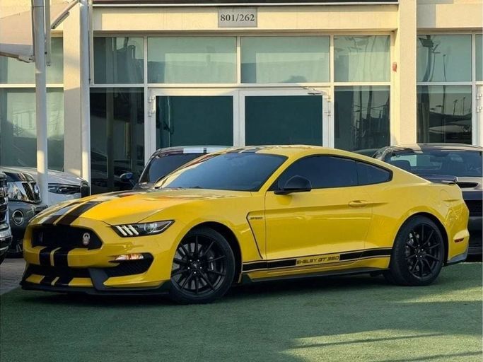 Used Ford Mustang Shelby GT350 VI Facelift, 5.2 l, 2017 in Sharjah by Noor Al Seyoh Used Cars, Yellow color. GCC Specs | AUTO.AE
