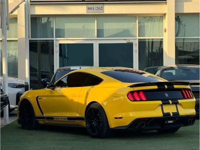Used Ford Mustang Shelby GT350 VI Facelift, 5.2 l, 2017 in Sharjah by Noor Al Seyoh Used Cars, Yellow color. GCC Specs | AUTO.AE
