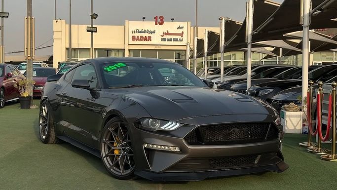 Used Ford Mustang VI Facelift, 5.0 l, 2019 in Sharjah by Badar Used Cars, Black color.  | AUTO.AE