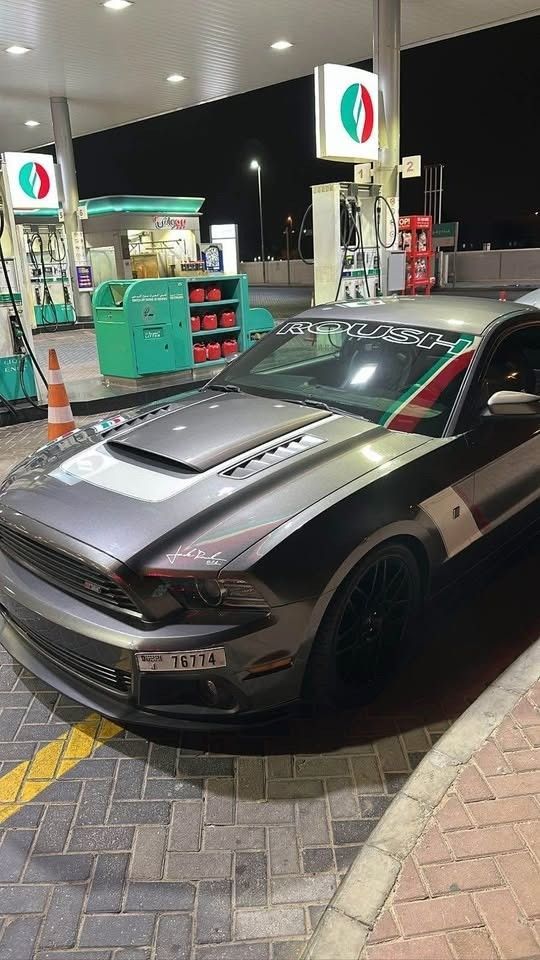 Used Ford Mustang V Facelift, 5.0 l, 2014 in Sharjah by Al Ashiqa Used Cars, Grey color.  | AUTO.AE