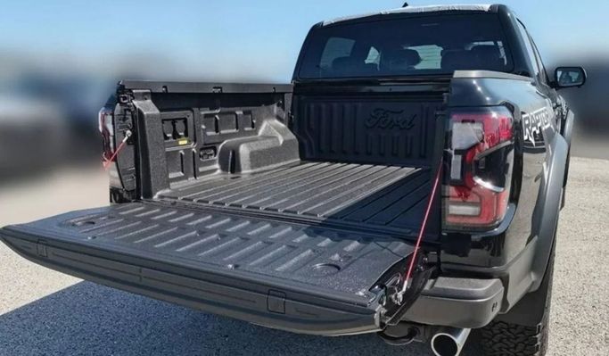 Новый Ford Ranger T6.2, 3.0 л, 2025 в Шардже от Nour Alnukhba Motors Черный цвет. Other | AUTO.AE