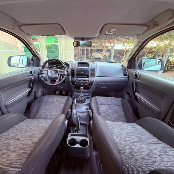 Used Ford Ranger T6 Facelift, 2.3 l, 2017 in Sharjah by Sarmad Cars, White color. Other | AUTO.AE