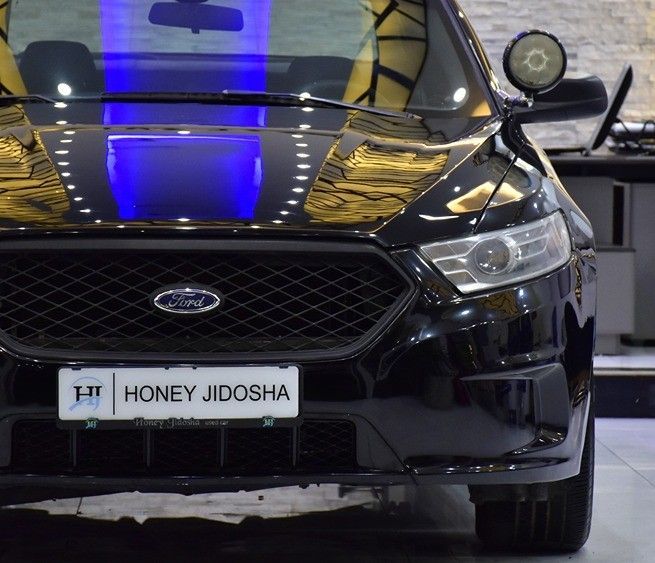 Used Ford Taurus VI Facelift, 3.5 l, 2015 in Sharjah by Honey Gidosha Used Cars Tr., Black color.  | AUTO.AE
