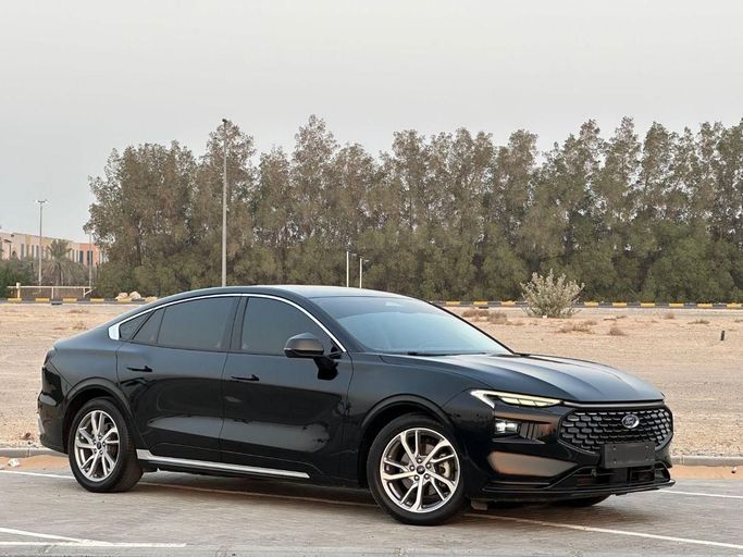 Подержанный Ford Taurus VI Рестайлинг, 2.0 л, 2019 в Шардже от Al Jana Used Cars Черный цвет. GCC | AUTO.AE