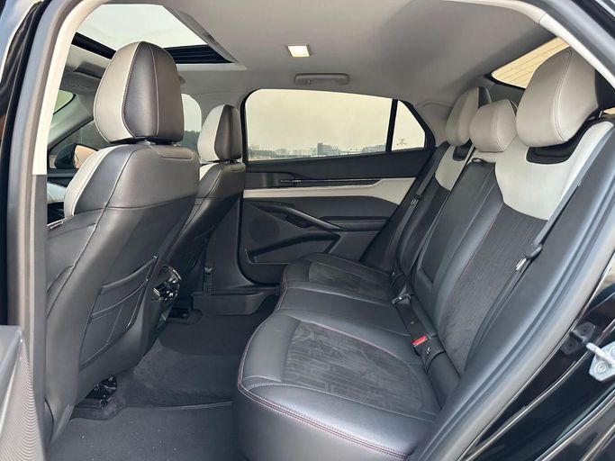 Подержанный Ford Taurus VI Рестайлинг, 2.0 л, 2019 в Шардже от Al Jana Used Cars Черный цвет. GCC | AUTO.AE