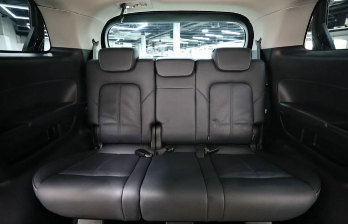 Подержанный GAC GN8 I, 2.0 л, 2023 в Шардже от Al Qassem Cars Trading Черный цвет. GCC | AUTO.AE