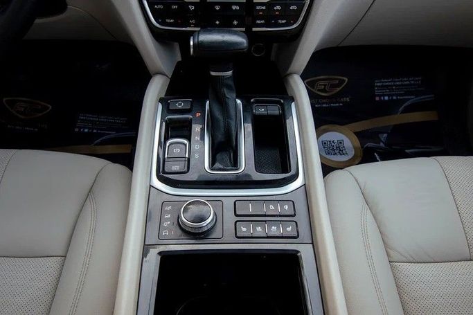 Used GAC GS8 I, 2.0 l, 2020 in Sharjah by First Choice Cars, White color. GCC Specs | AUTO.AE