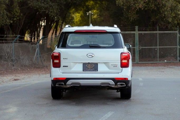 Used GAC GS8 I, 2.0 l, 2020 in Sharjah by First Choice Cars, White color. GCC Specs | AUTO.AE