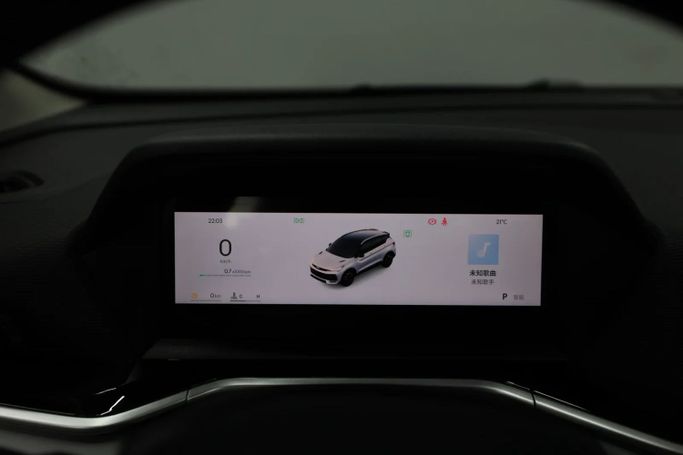 Новый Geely Coolray I Рестайлинг, 1.5 л, 2025 в Шардже от Al Qassem Cars Trading Белый цвет. GCC | AUTO.AE