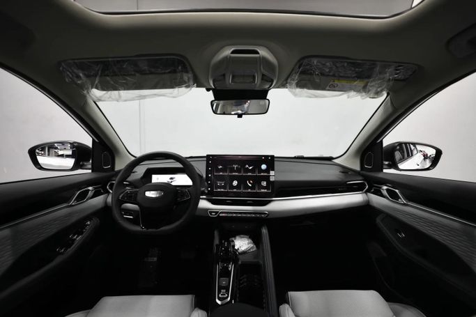 Новый Geely Coolray I Рестайлинг, 1.5 л, 2025 в Шардже от Al Qassem Cars Trading Белый цвет. GCC | AUTO.AE