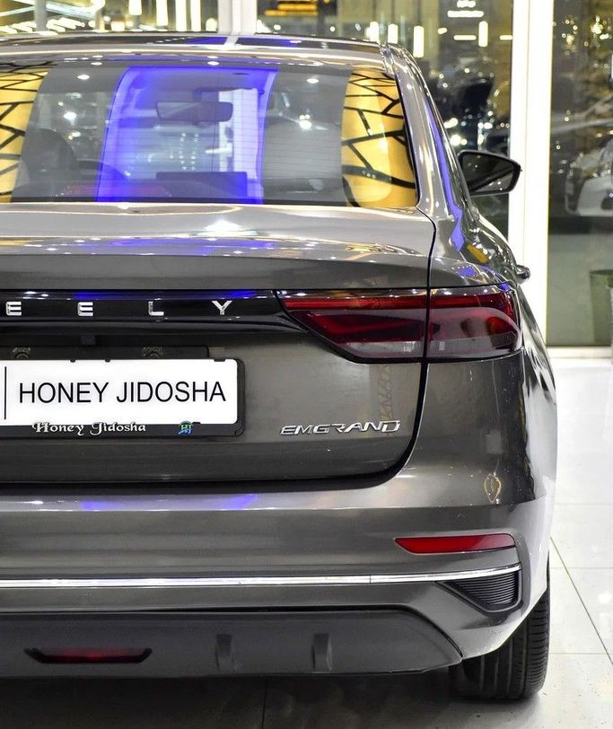 Подержанный Geely Emgrand II, 1.5 л, 2024 в Шардже от Honey Gidosha Used Cars Tr. Серый цвет. GCC | AUTO.AE