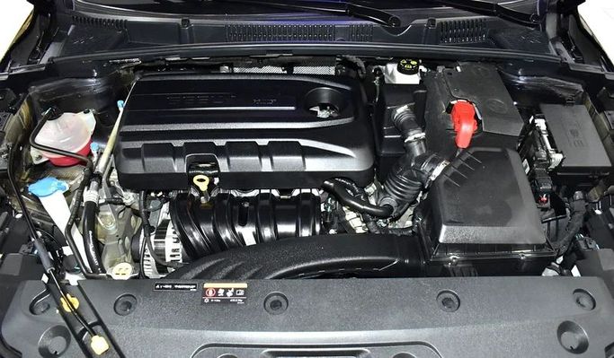 Подержанный Geely Emgrand II, 1.5 л, 2024 в Шардже от Honey Gidosha Used Cars Tr. Синий цвет. GCC | AUTO.AE