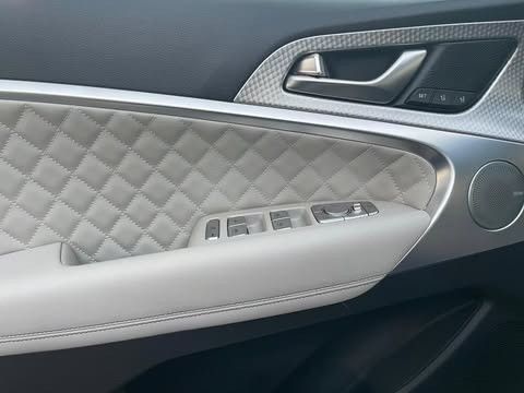 Used Genesis G70 I Facelift, 3.3 l, 2023 in Sharjah by Al Nukhba Al Malakyah Used Cars, Grey color. American Specs | AUTO.AE