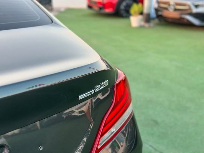Used Genesis G70 I, 2.2 l, 2020 in Sharjah by Badar Used Cars, Black color.  | AUTO.AE
