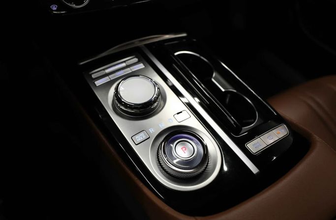 Подержанный Genesis G80 II Рестайлинг, 2.5 л, 2023 в Шардже от Al Qassem Cars Trading Черный цвет. GCC | AUTO.AE