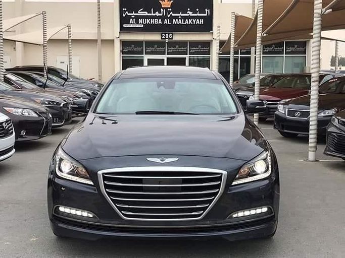 Used Genesis G80 I, 3.8 l, 2017 in Sharjah by Al Nukhba Al Malakyah Used Cars, Grey color. American Specs | AUTO.AE