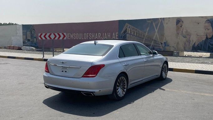 Used Genesis G90 I, 3.3 l, 2017 in Sharjah by Halla Cars, Silver color. American Specs | AUTO.AE