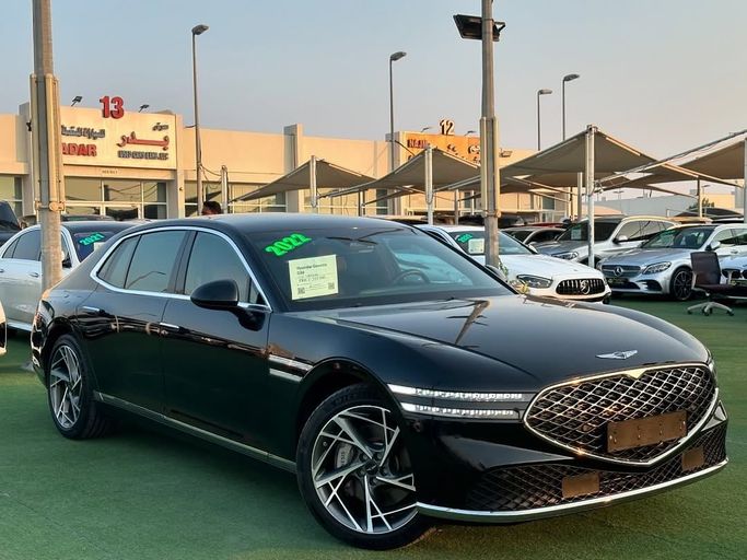 Подержанный Genesis G90 II, 3.5 л, 2022 в Шардже от Badar Used Cars Черный цвет.  | AUTO.AE
