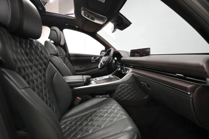 Used Genesis GV80 I, 3.5 l, 2021 in Sharjah by Al Qassem Cars Trading, Grey color. Korean Specs | AUTO.AE