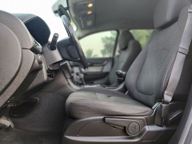 Подержанный GMC Acadia I Рестайлинг, 3.6 л, 2016 в Шардже от Nassem Al Sham Used Cars Синий цвет. GCC | AUTO.AE