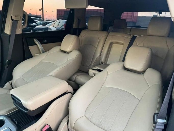 Used GMC Acadia I, 3.6 l, 2011 in Sharjah by Halla Cars, Golden color. GCC Specs | AUTO.AE