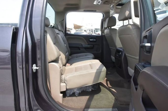 Подержанный GMC Sierra III (K2XX) Рестайлинг, 5.3 л, 2016 в Шардже от Alfaris Used Cars Серый цвет. GCC | AUTO.AE