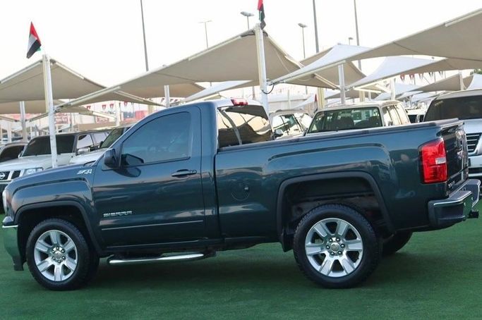 Подержанный GMC Sierra III (K2XX) Рестайлинг, 5.3 л, 2018 в Шардже от Al Bake Used Cars Серый цвет. GCC | AUTO.AE
