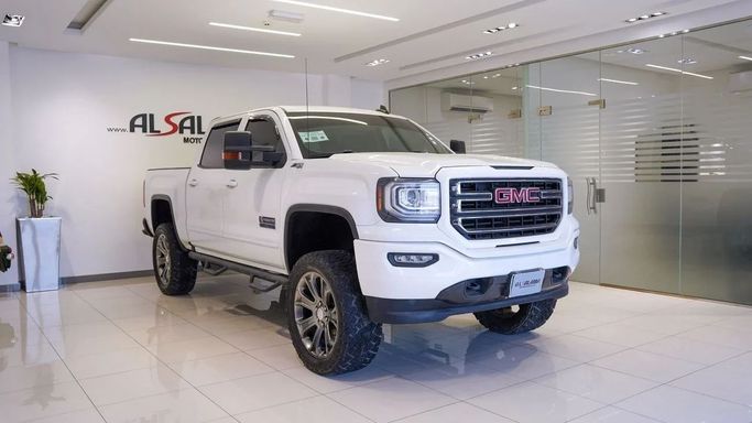 Подержанный GMC Sierra III (K2XX) Рестайлинг, 5.3 л, 2018 в Шардже от Alsalama Motors Белый цвет. Канадская | AUTO.AE
