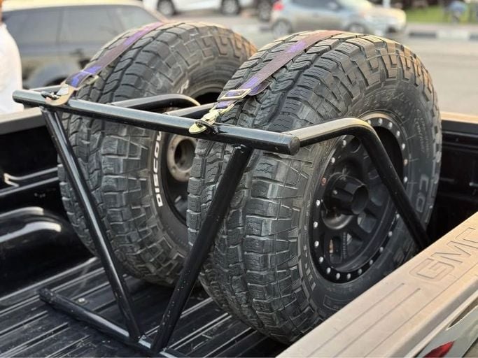 Подержанный GMC Sierra III (K2XX) Рестайлинг, 5.3 л, 2017 в Шардже от Al Suraj Al Muneer Used Cars Черный цвет. GCC | AUTO.AE