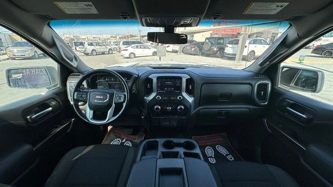 Used GMC Sierra IV, 5.3 l, 2022 in Sharjah by Halla Cars, White color. Canadian Specs | AUTO.AE