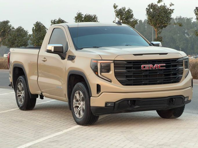 مستعملة GMC Sierra فيس ليفت IV، 5.3 لتر، 2022 في الإمارات، الشارقة من Union Used Cars، اللون بيج. مواصفات الخليج | AUTO.AE | إعلان #293986