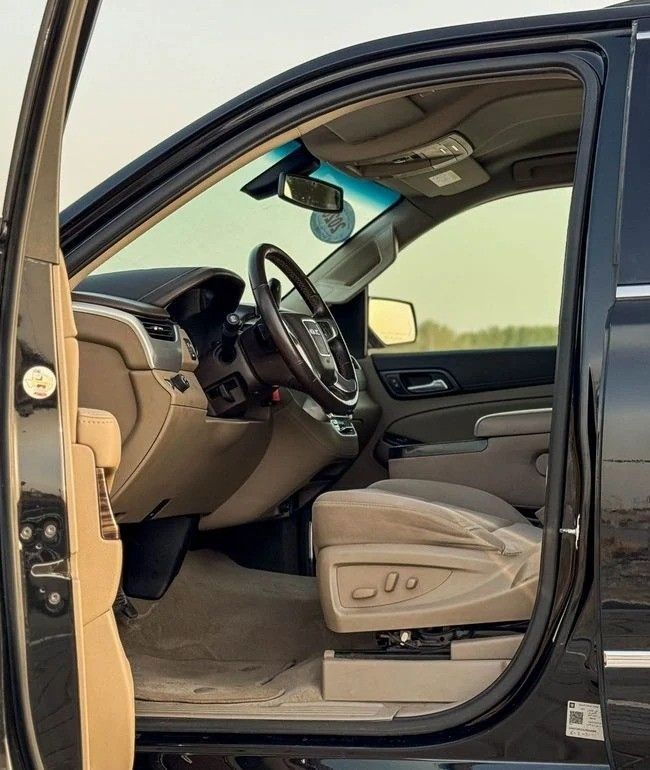 Used GMC Yukon XL IV (GMT K2UG), 5.3 l, 2020 in Sharjah by Al Sayed Khamis Used Auto Trading, Black color. GCC Specs | AUTO.AE