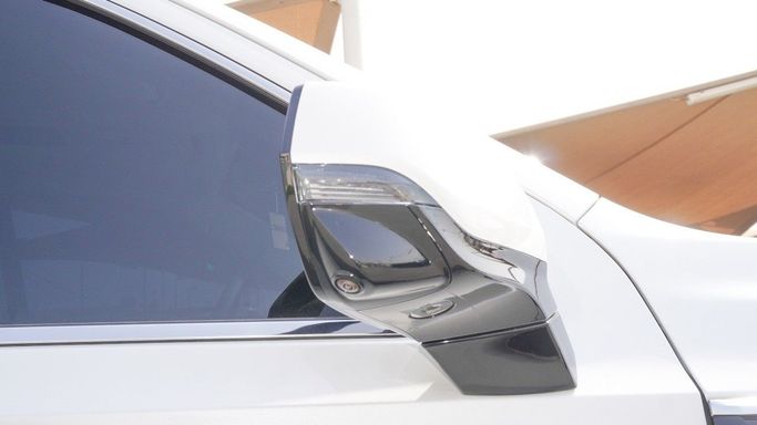 Подержанный GMC Yukon V, 6.2 л, 2024 в Шардже от Alsaadi Motors Белый цвет. Other | AUTO.AE