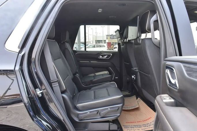 Used GMC Yukon V, 3.0 l, 2021 in Sharjah by Alfaris Used Cars, Black color. Other | AUTO.AE