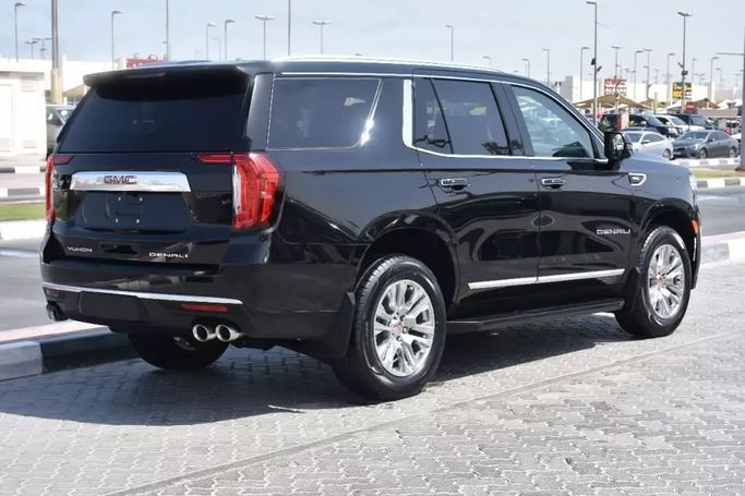 Подержанный GMC Yukon V, 6.2 л, 2021 в Шардже от Alfaris Used Cars Черный цвет. Other | AUTO.AE