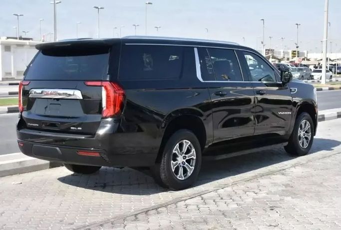 Подержанный GMC Yukon V, 5.3 л, 2021 в Шардже от Alfaris Used Cars Черный цвет. Other | AUTO.AE