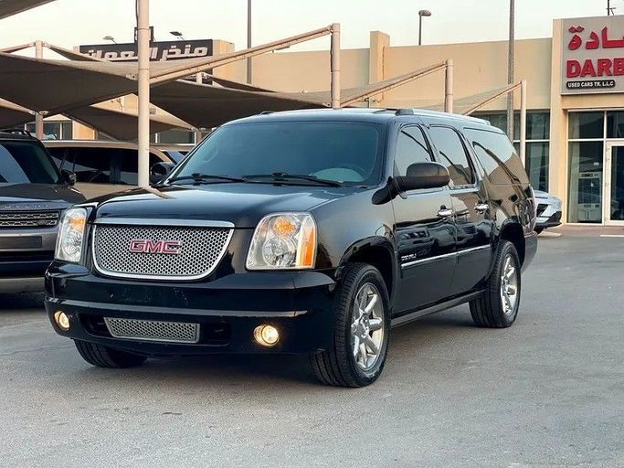 Подержанный GMC Yukon XL III (GMT900), 6.2 л, 2012 в Шардже от Darb Al Saada Used cars Черный цвет. GCC | AUTO.AE