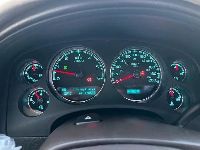 Подержанный GMC Yukon XL III (GMT900), 6.2 л, 2012 в Шардже от Darb Al Saada Used cars Черный цвет. GCC | AUTO.AE