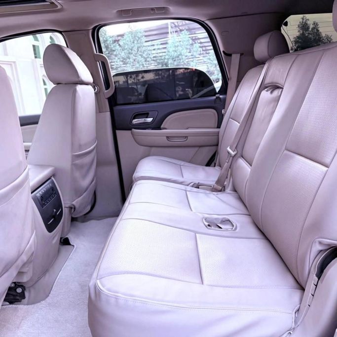 Подержанный GMC Yukon III (GMT900), 5.3 л, 2009 в Шардже от Sarmad Cars Черный цвет. Other | AUTO.AE