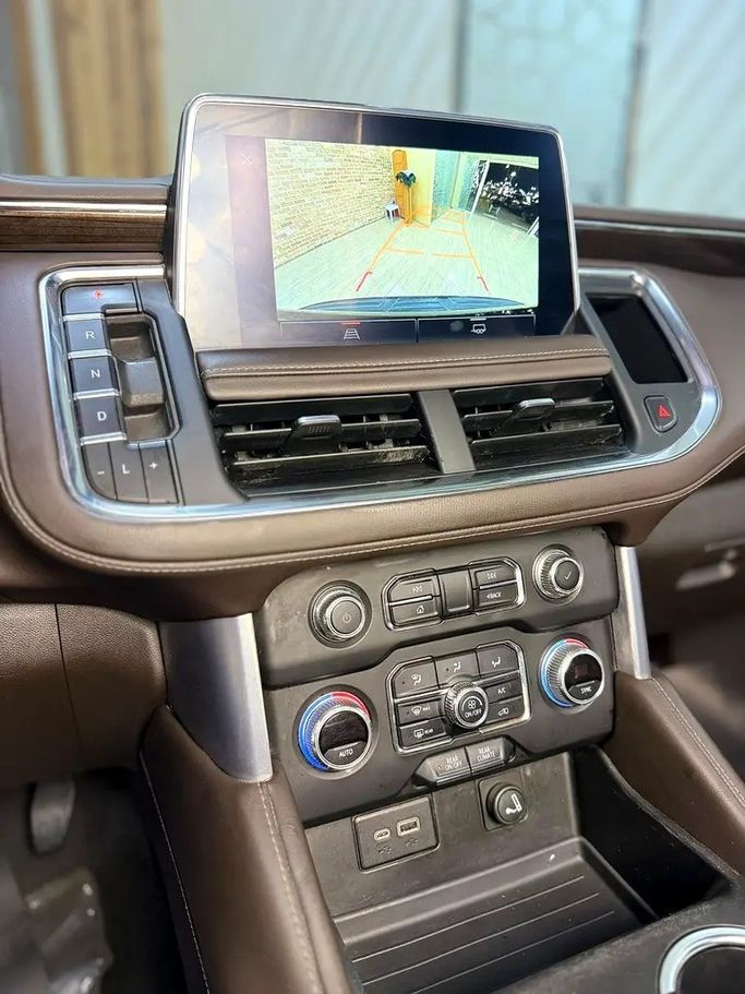 Used GMC Yukon V, 5.3 l, 2023 in UAE, Sharjah by Speedcars, Black color. GCC Specs | AUTO.AE | Listing #295709 — photo 11 of 17